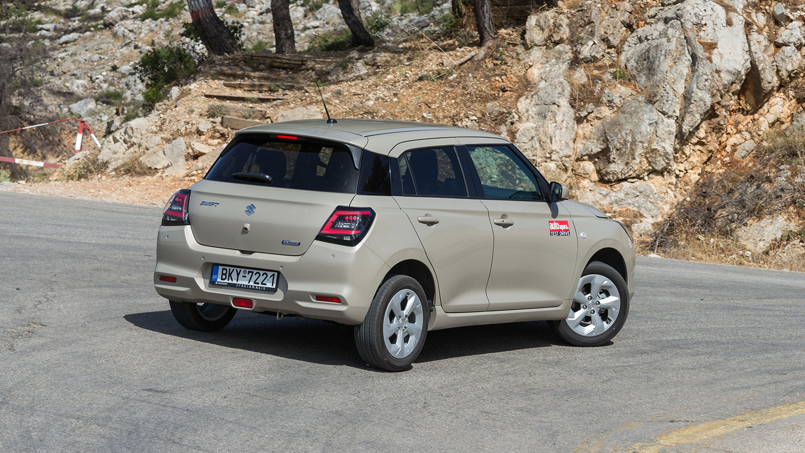 Opel  Corsa 100 PS VS Suzuki Swift 82 PS